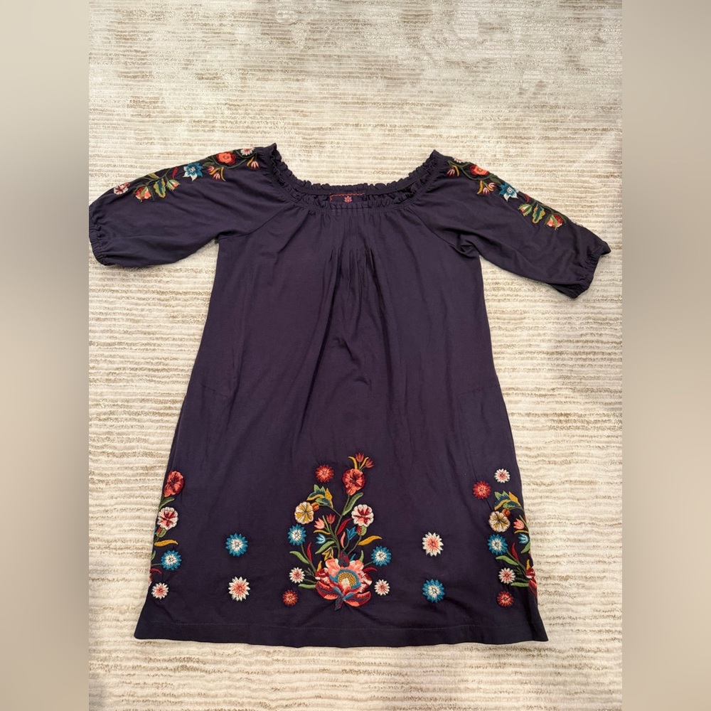 Elegant Floral Embroidered Dress - Navy